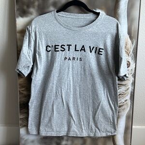 Gray Graphic T-Shirt with 'C'est La Vie Paris' Print